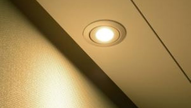 LED-Spots im Rahmen von Brustor-Lamellendächern Bildquelle: Brustor